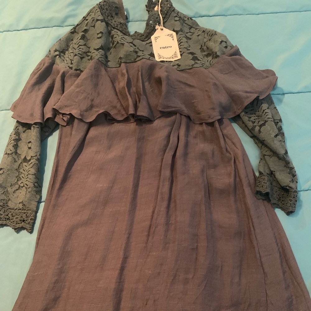 Charcoal gray tunic dress with lace sleeves